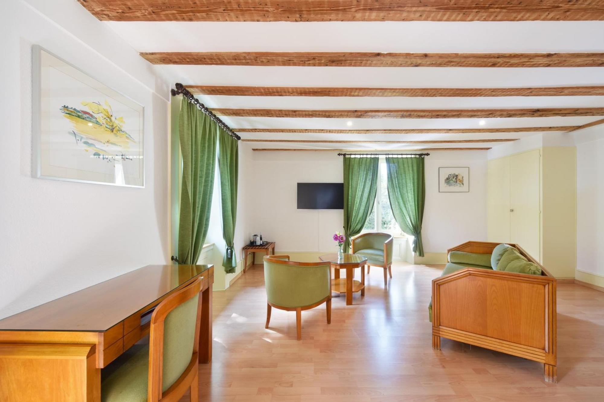 Hotel De L'Aigle Couvet Cameră foto