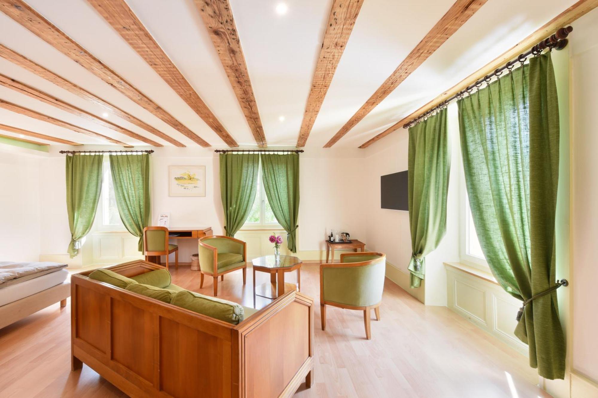 Hotel De L'Aigle Couvet Cameră foto